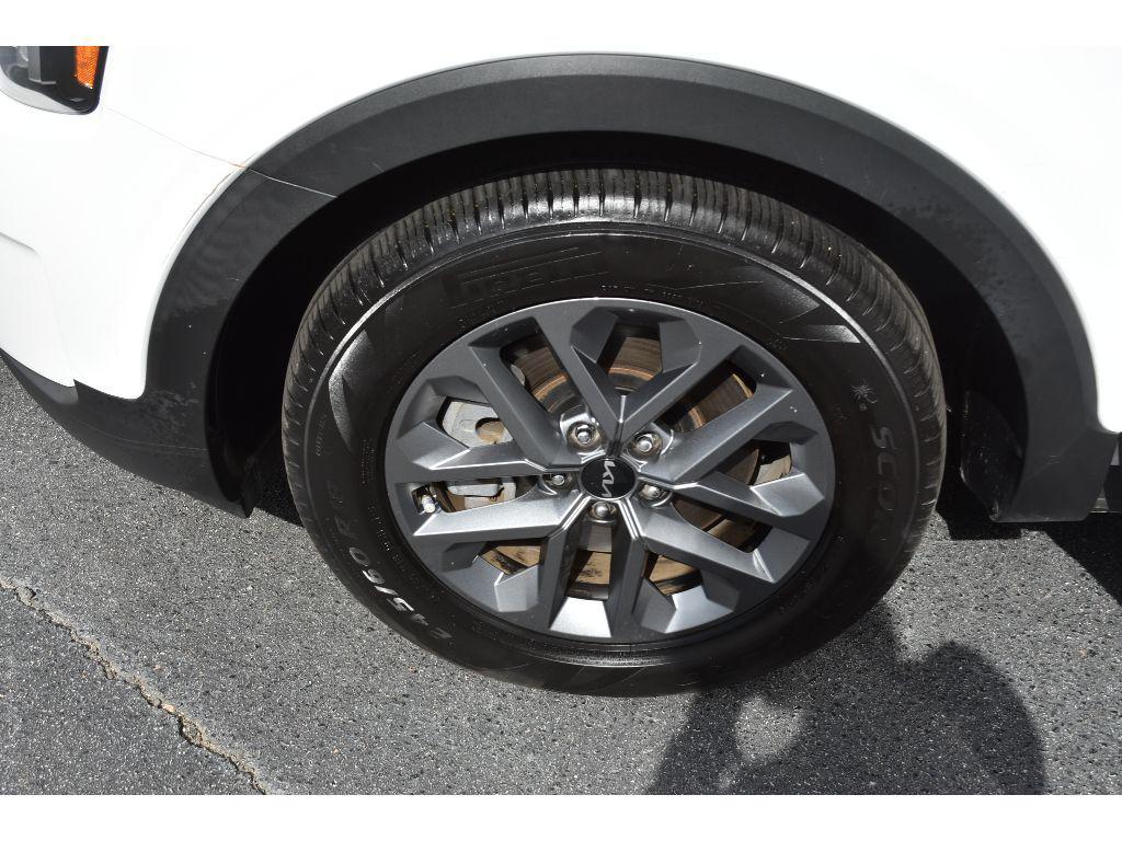 used 2024 Kia Telluride car, priced at $33,456