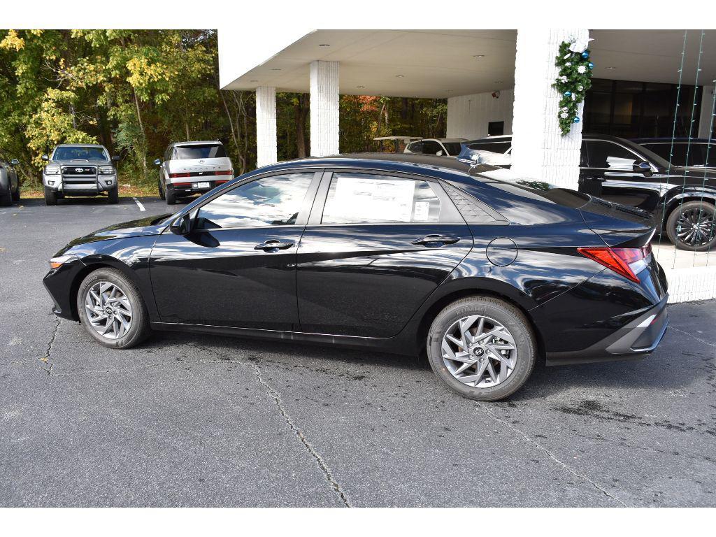 new 2026 Hyundai ELANTRA HEV car, priced at $27,360