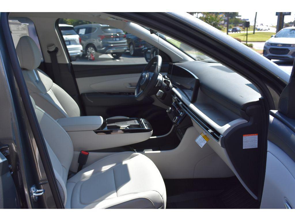 new 2025 Hyundai TUCSON Hybrid car, priced at $42,262