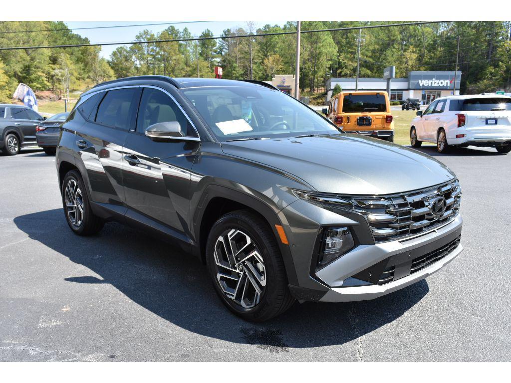 new 2025 Hyundai TUCSON Hybrid car, priced at $42,262