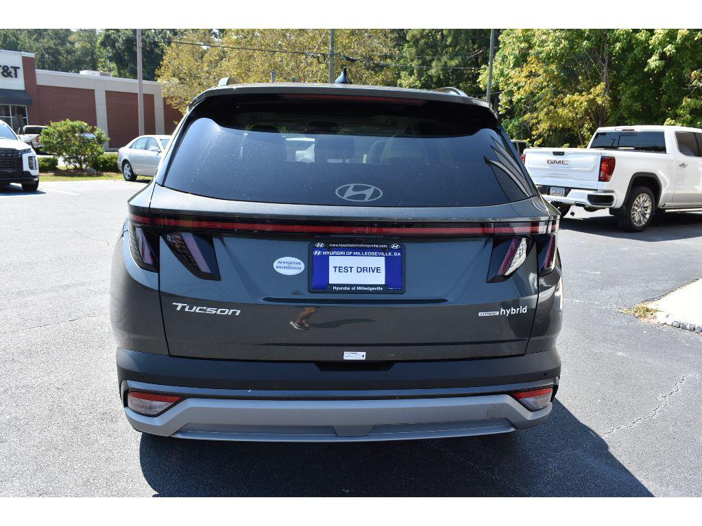 new 2025 Hyundai TUCSON Hybrid car, priced at $42,262