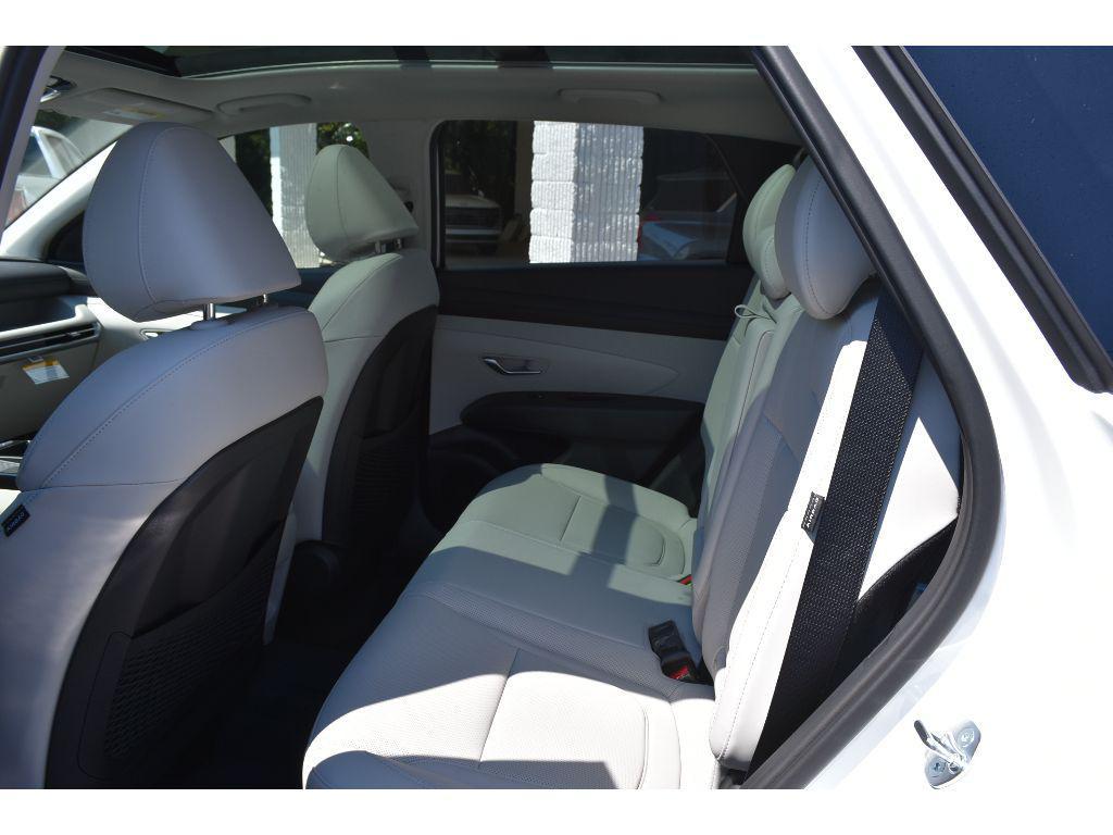 new 2025 Hyundai TUCSON Hybrid car, priced at $38,214