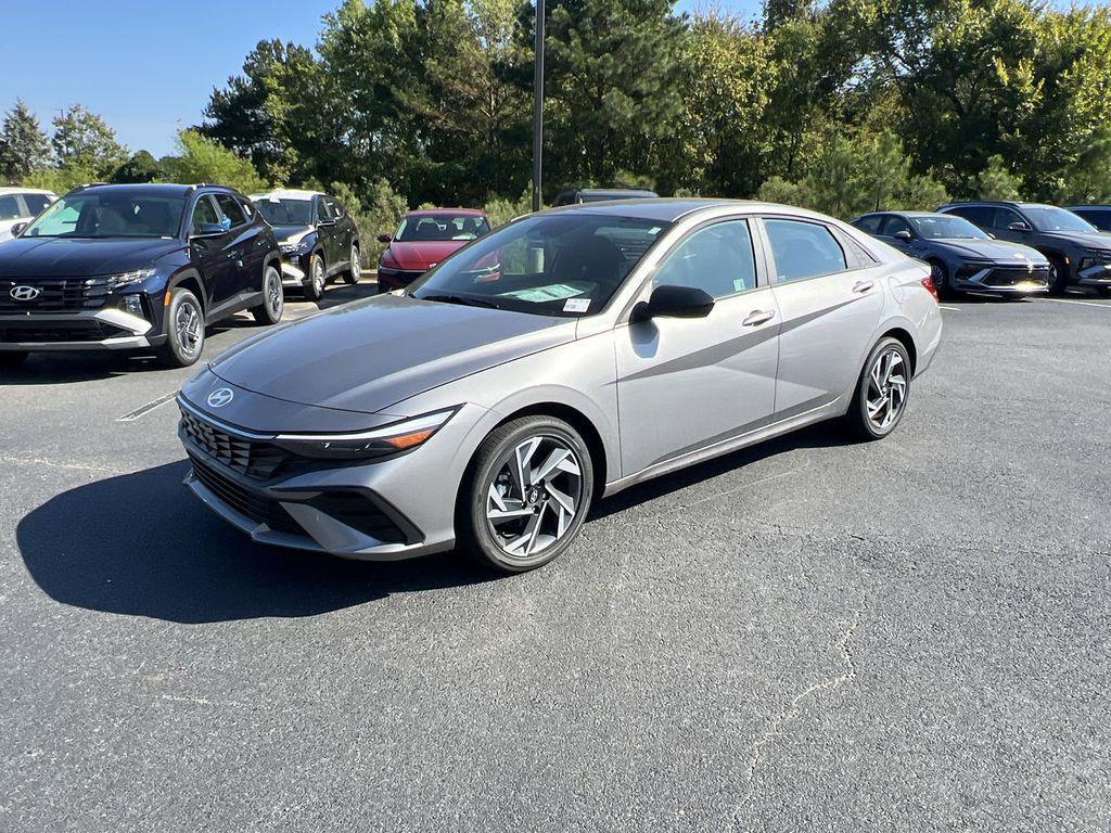 new 2025 Hyundai ELANTRA HEV car, priced at $23,760