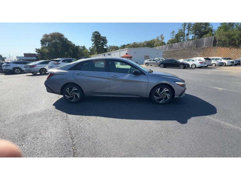 new 2025 Hyundai ELANTRA HEV car, priced at $23,760