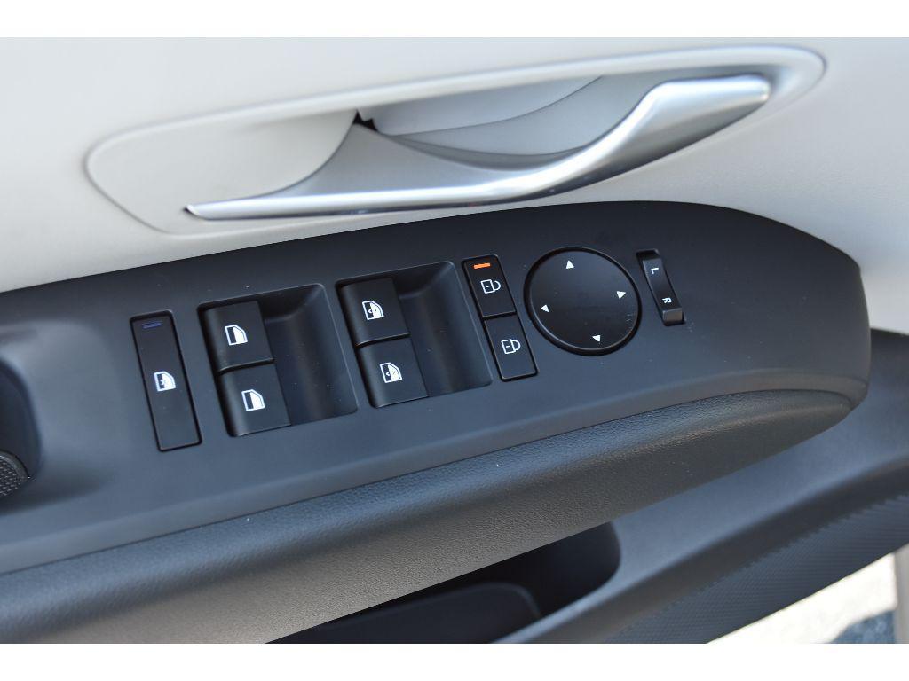 new 2025 Hyundai Tucson car, priced at $32,017