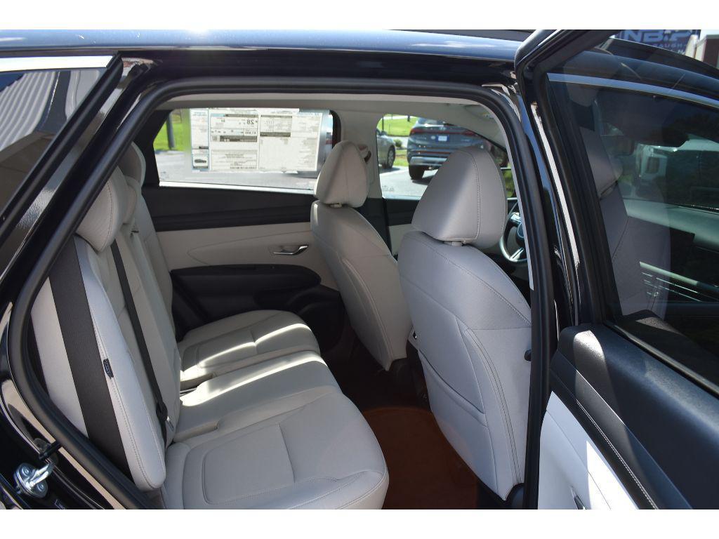 new 2025 Hyundai Tucson car, priced at $32,017