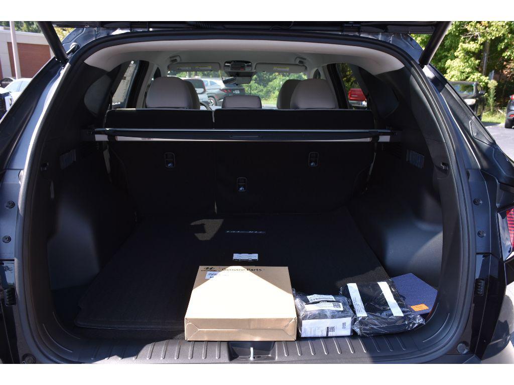 new 2025 Hyundai Tucson car, priced at $32,017