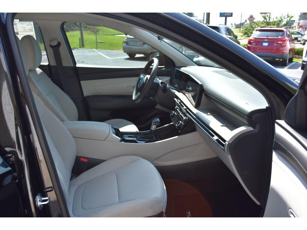 new 2025 Hyundai Tucson car, priced at $32,017