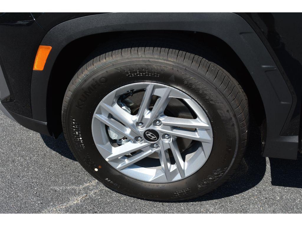 new 2025 Hyundai Tucson car, priced at $30,270