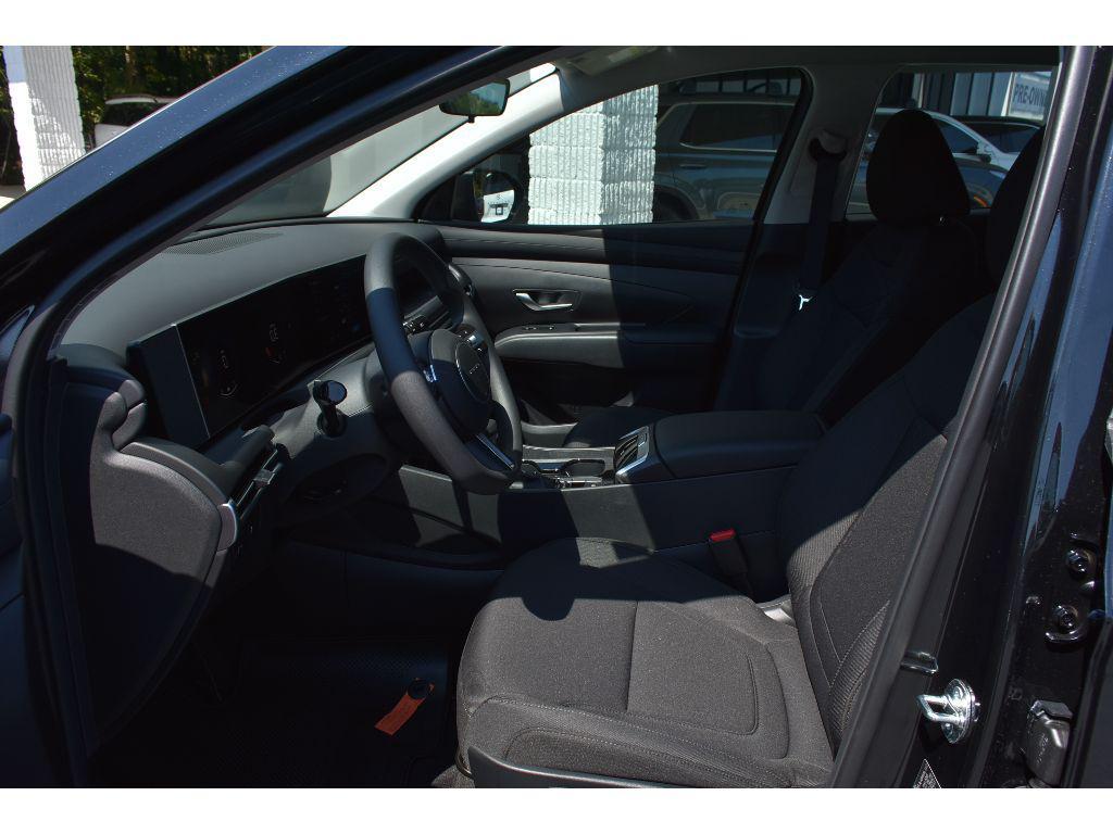 new 2025 Hyundai Tucson car, priced at $30,270