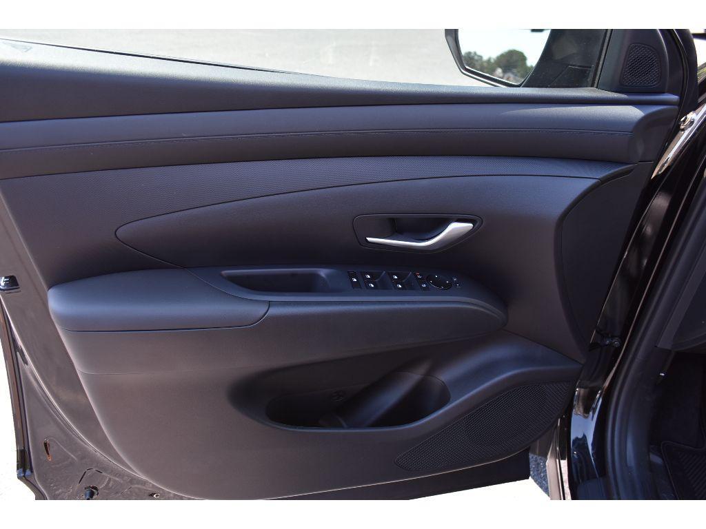 new 2025 Hyundai Tucson car, priced at $30,270