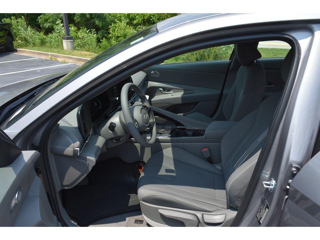 new 2025 Hyundai ELANTRA HEV car, priced at $27,240