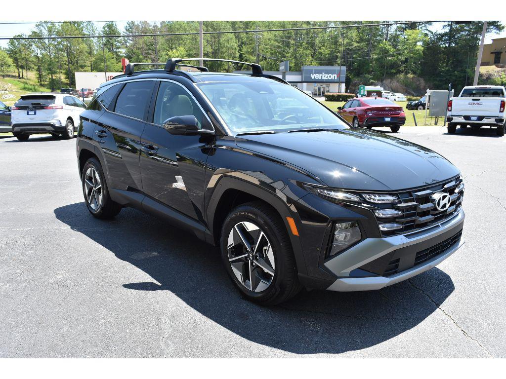 new 2025 Hyundai TUCSON Hybrid car, priced at $37,793