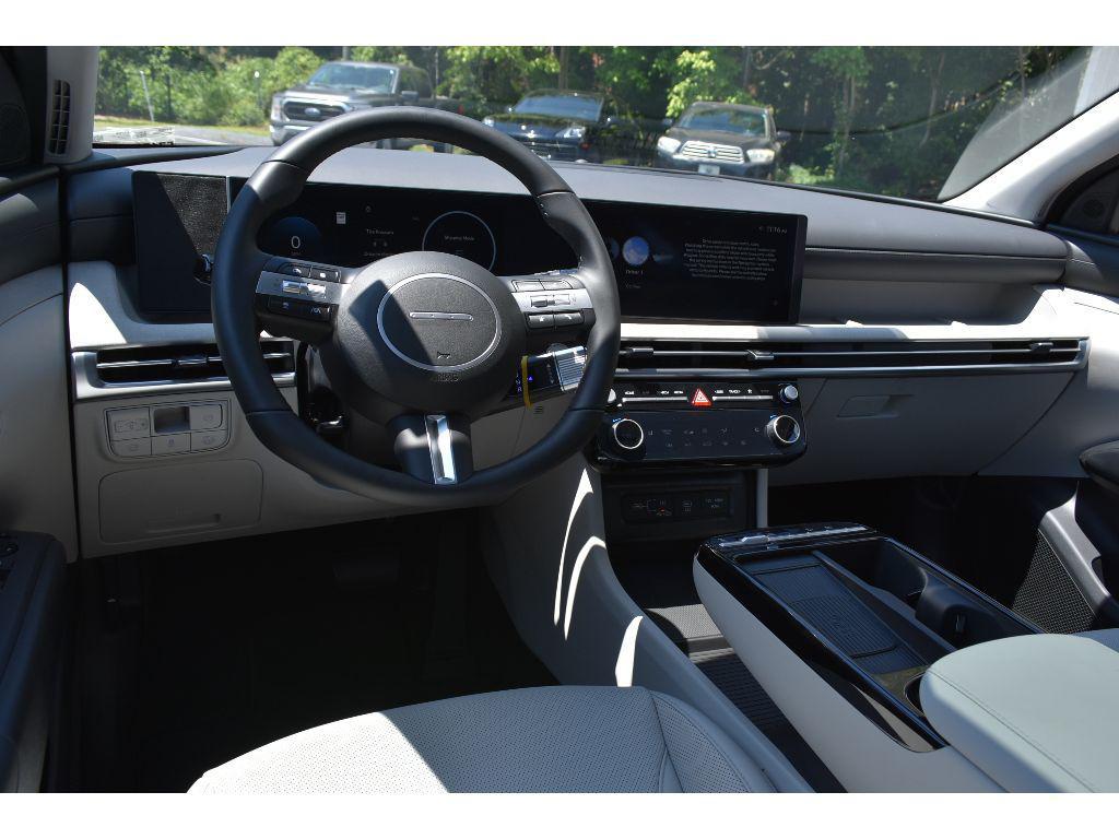 new 2025 Hyundai TUCSON Hybrid car, priced at $37,793