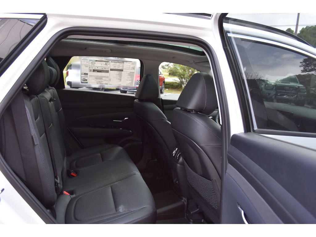 new 2025 Hyundai TUCSON Hybrid car, priced at $42,732