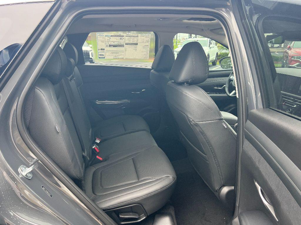 new 2025 Hyundai Tucson car, priced at $34,296