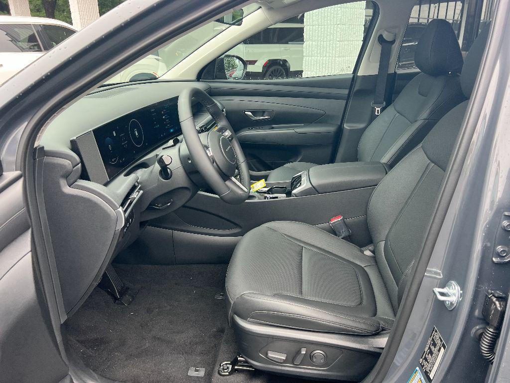 new 2025 Hyundai Tucson car, priced at $34,296