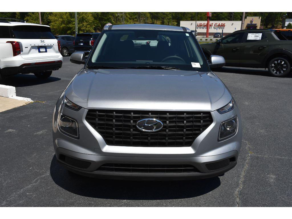 new 2025 Hyundai Venue car, priced at $22,065