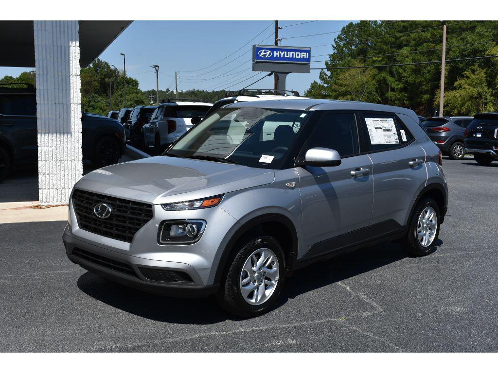 new 2025 Hyundai Venue car, priced at $22,065