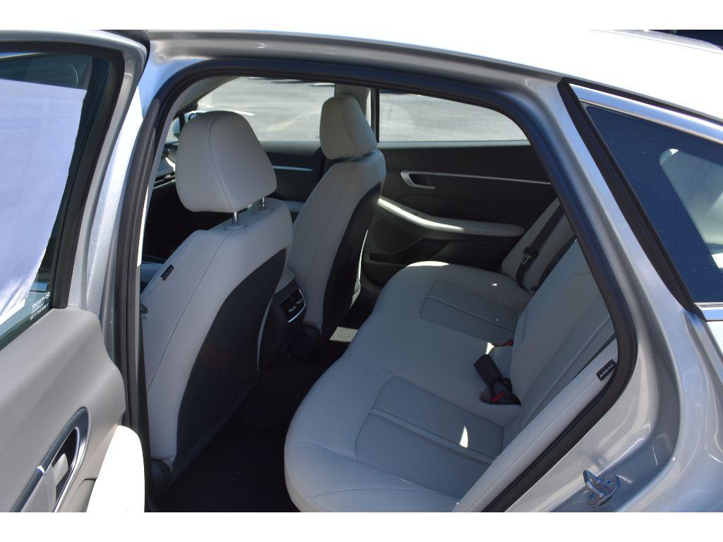 new 2025 Hyundai Sonata Hybrid car, priced at $32,150