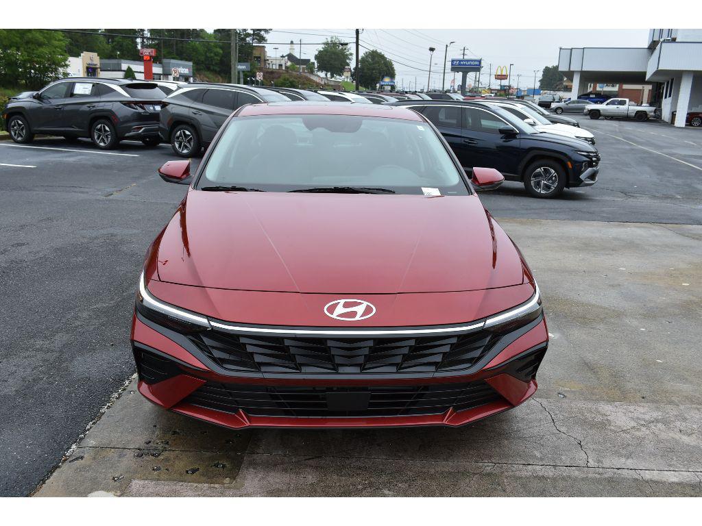new 2025 Hyundai Elantra car, priced at $29,035