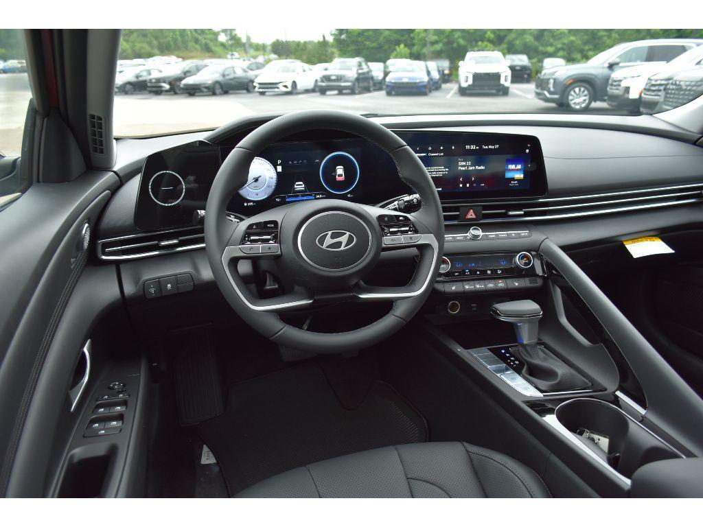 new 2025 Hyundai Elantra car, priced at $29,035