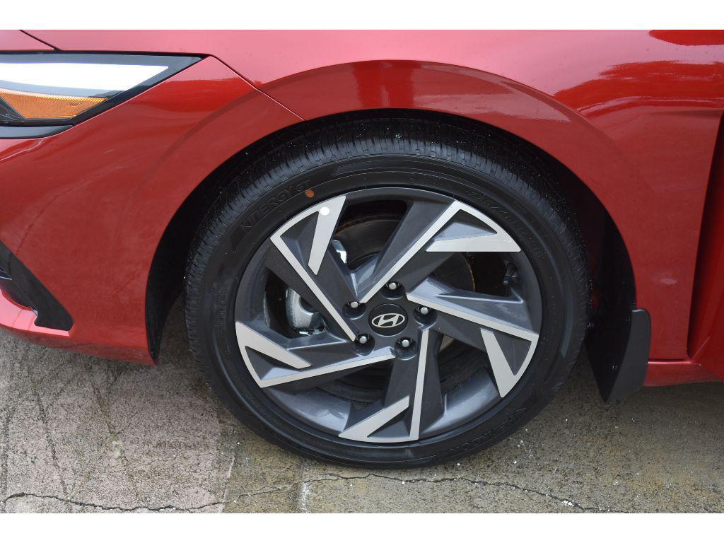 new 2025 Hyundai Elantra car, priced at $29,035