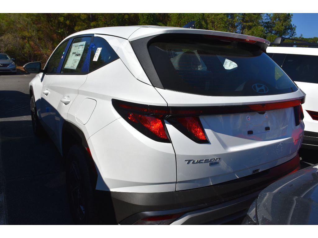 new 2026 Hyundai TUCSON Hybrid car, priced at $35,360