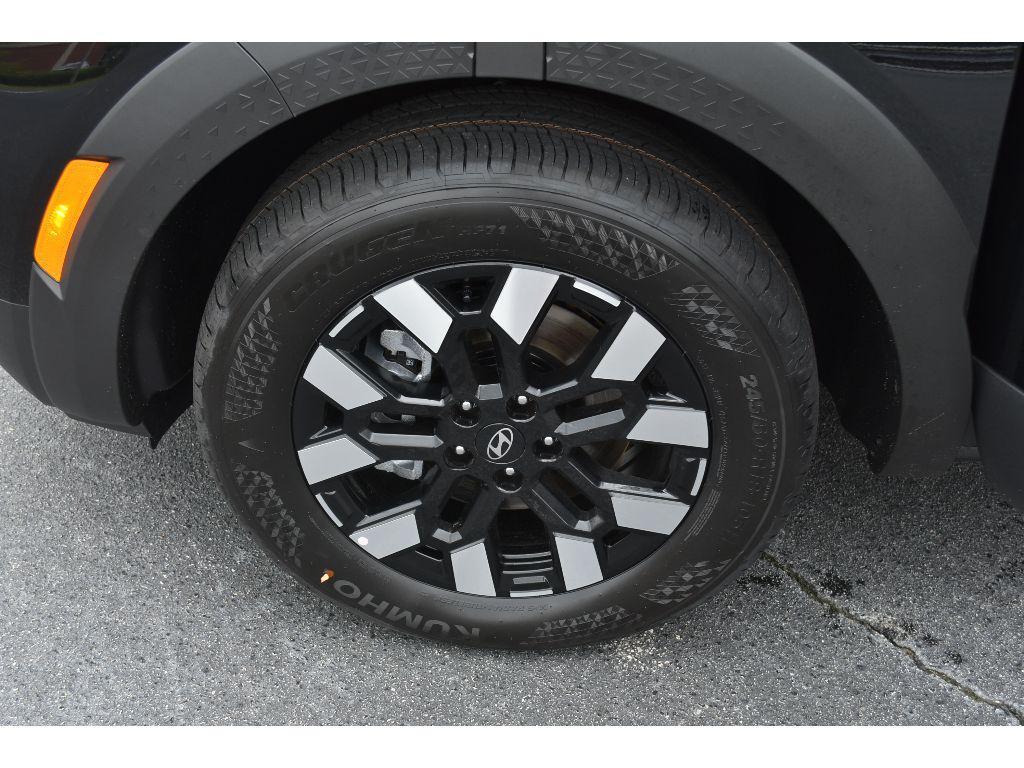 new 2025 Hyundai SANTA CRUZ car, priced at $30,395