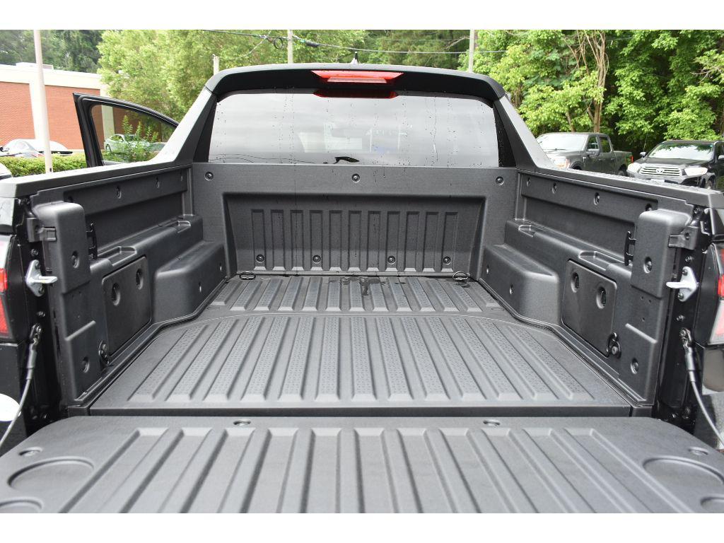 new 2025 Hyundai SANTA CRUZ car, priced at $30,395