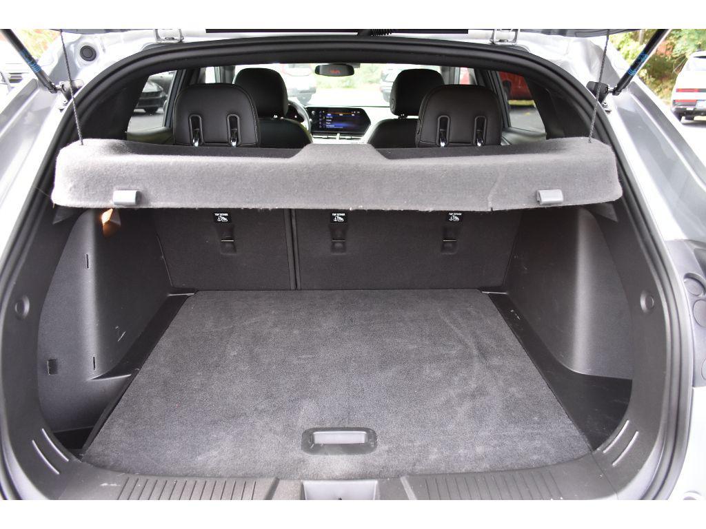 used 2025 Chevrolet Trax car, priced at $22,631