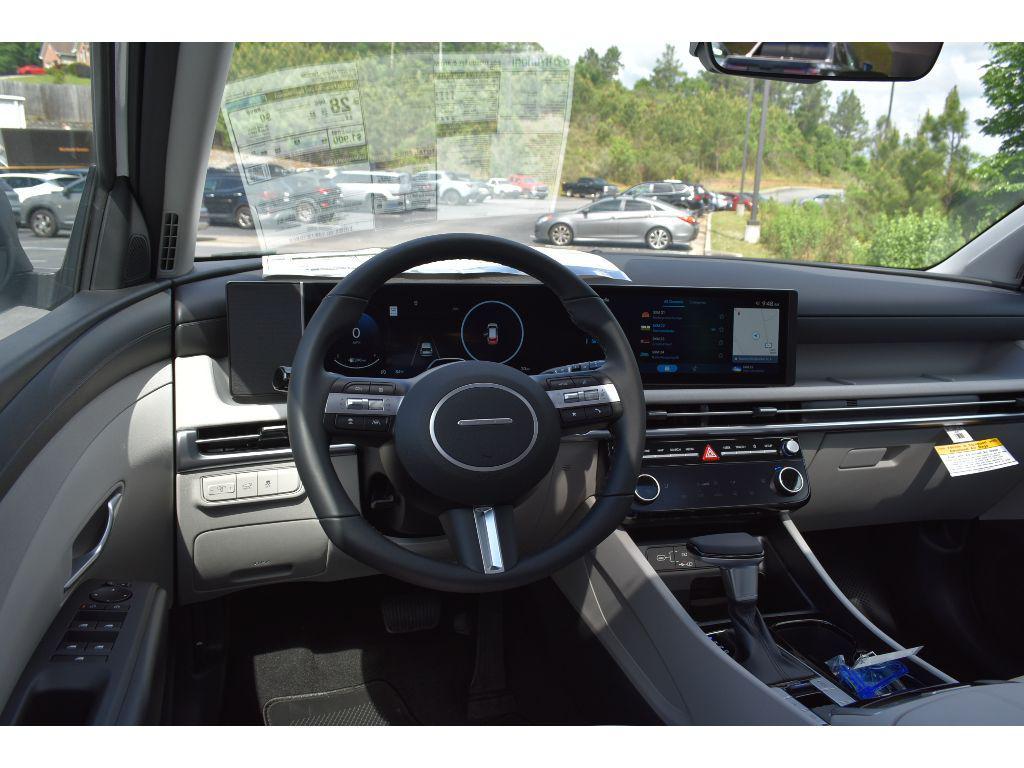 new 2025 Hyundai Tucson car, priced at $34,282