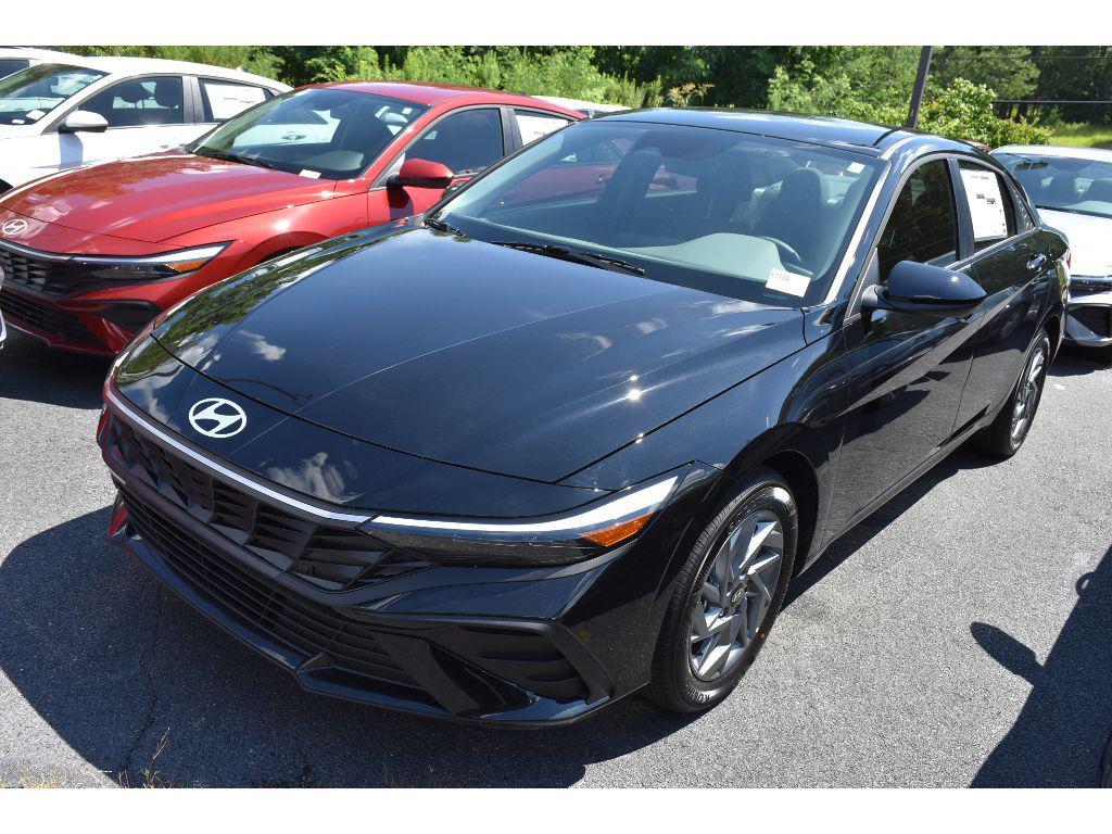 new 2025 Hyundai ELANTRA HEV car, priced at $27,270