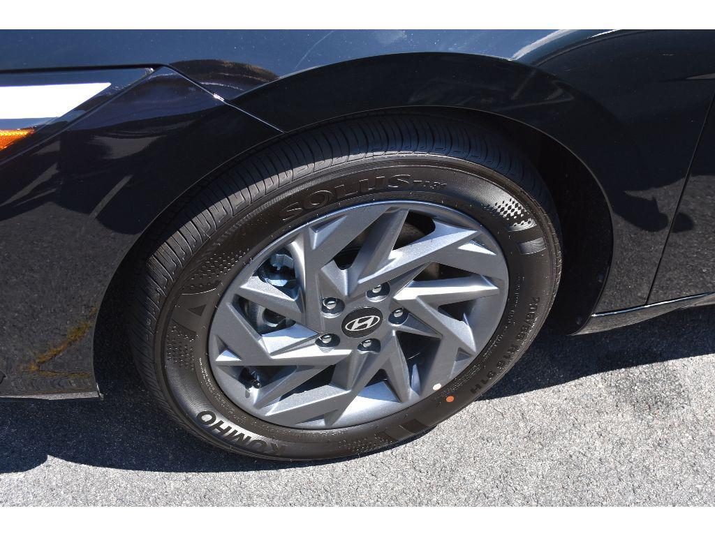 new 2025 Hyundai ELANTRA HEV car, priced at $27,270