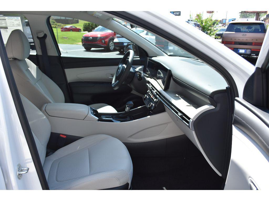 new 2025 Hyundai Tucson car, priced at $32,219