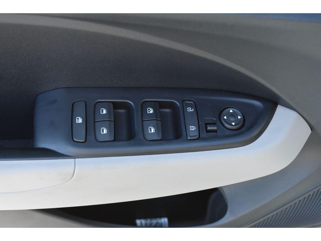 new 2025 Hyundai Venue car, priced at $23,947