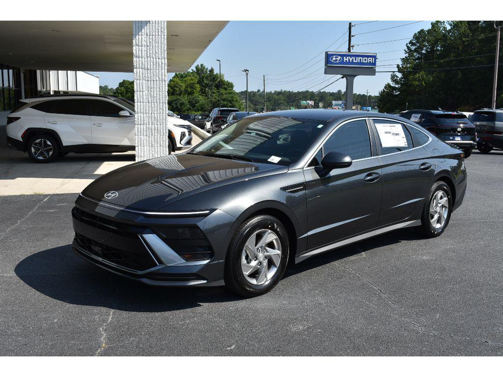 new 2025 Hyundai Sonata car, priced at $23,760