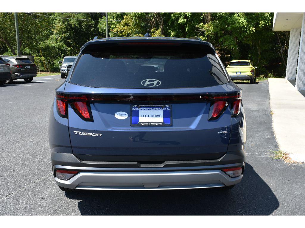 new 2025 Hyundai Tucson car, priced at $33,439