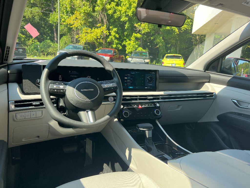 new 2025 Hyundai Tucson car, priced at $32,602