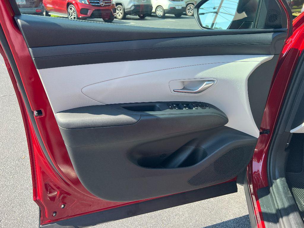 new 2025 Hyundai Tucson car, priced at $32,602