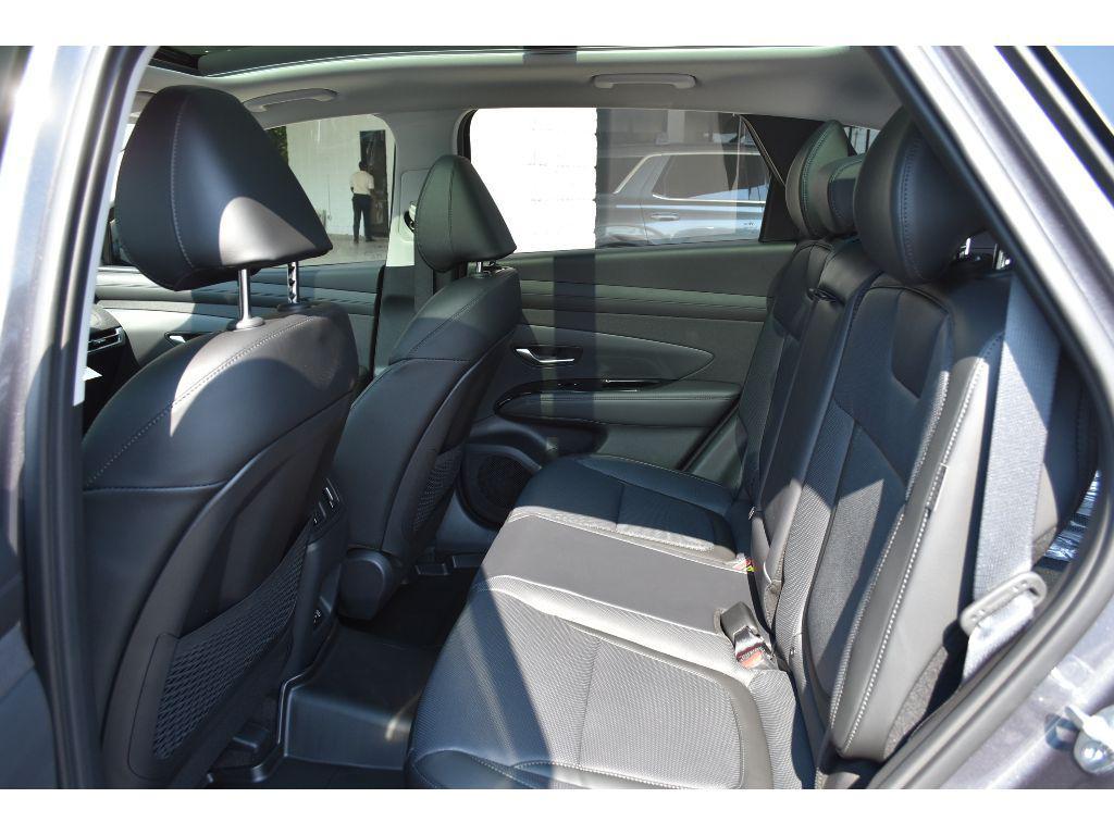 new 2025 Hyundai TUCSON Hybrid car, priced at $42,262