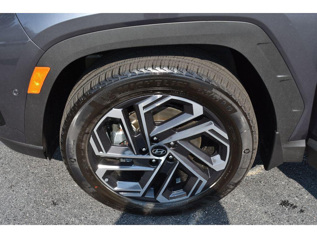 new 2025 Hyundai TUCSON Hybrid car, priced at $42,262