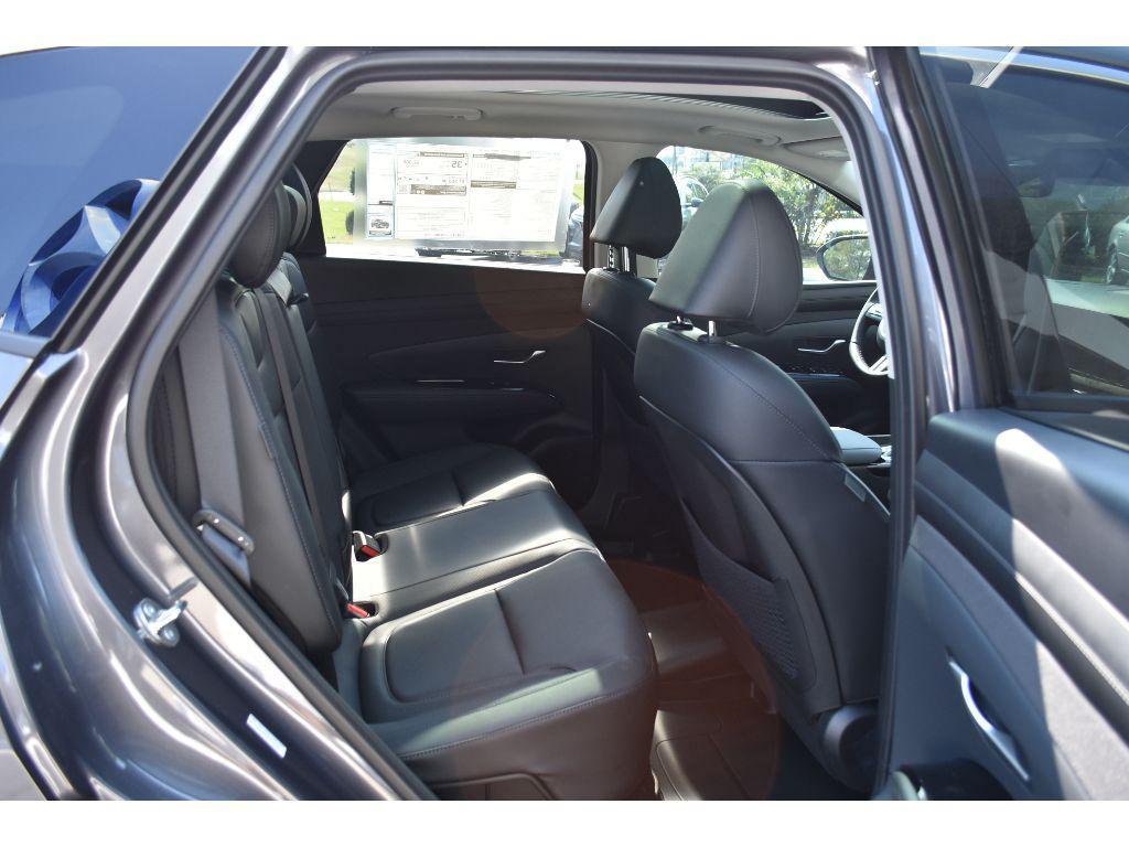 new 2025 Hyundai TUCSON Hybrid car, priced at $42,262