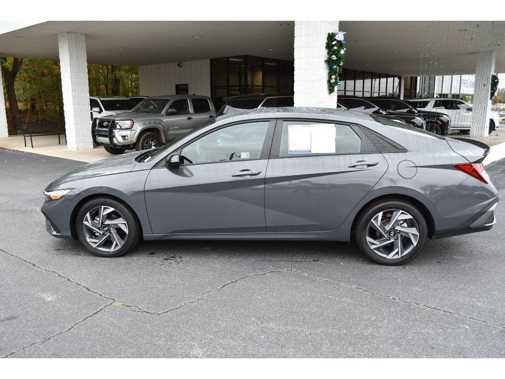 used 2025 Hyundai Elantra car, priced at $22,500