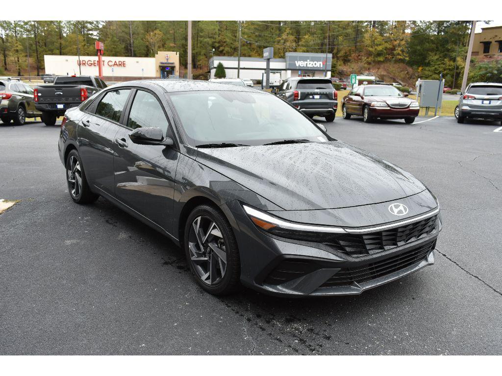 used 2025 Hyundai Elantra car, priced at $22,500