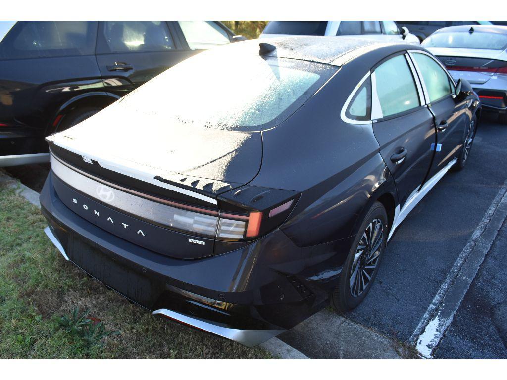 new 2026 Hyundai Sonata Hybrid car, priced at $39,900