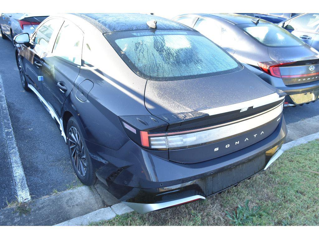 new 2026 Hyundai Sonata Hybrid car, priced at $39,900