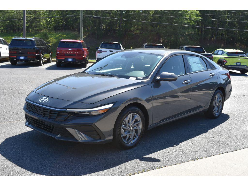 new 2025 Hyundai ELANTRA HEV car, priced at $27,265