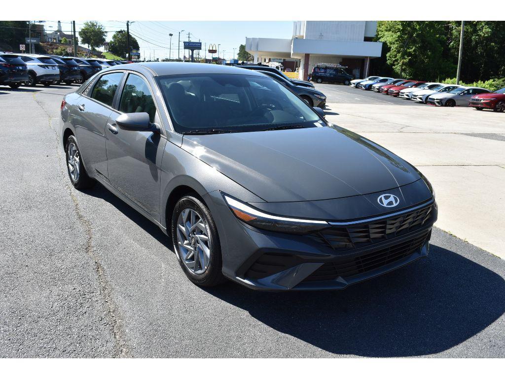 new 2025 Hyundai ELANTRA HEV car, priced at $27,265