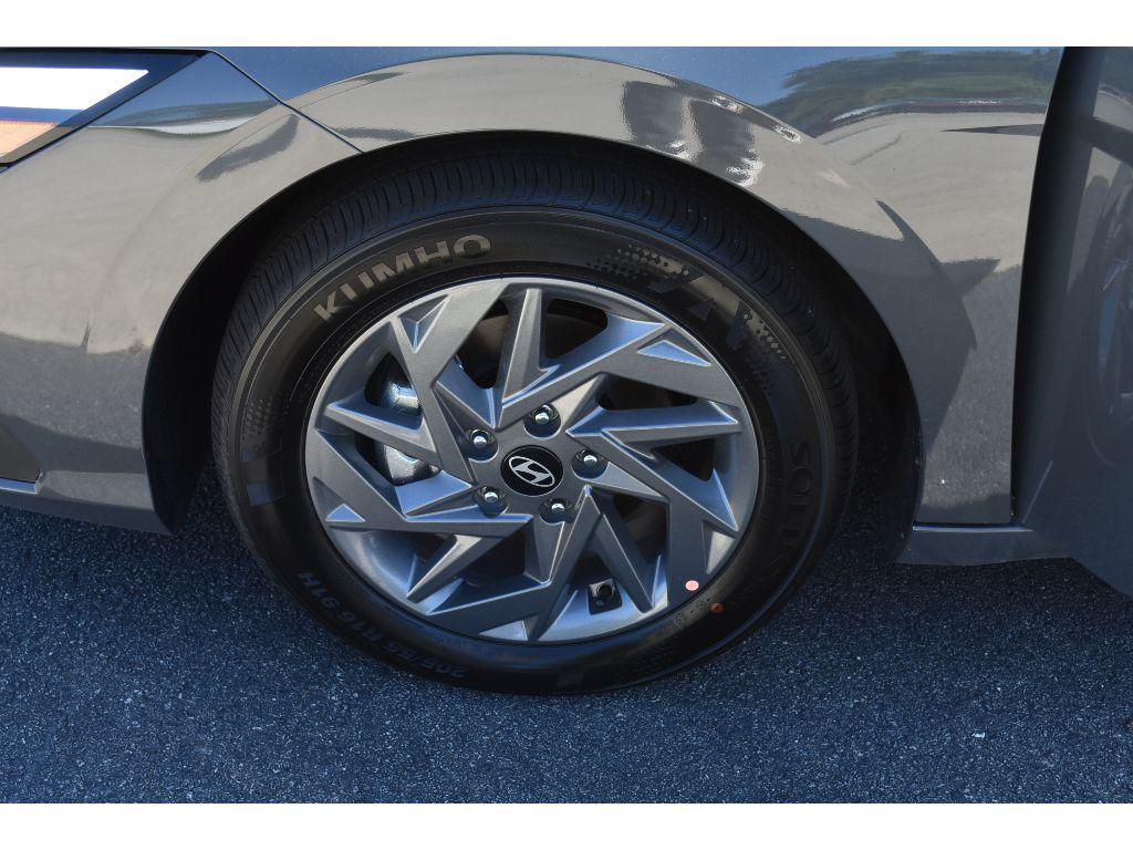 new 2025 Hyundai ELANTRA HEV car, priced at $27,265